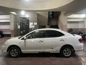 Toyota Allion . 2004