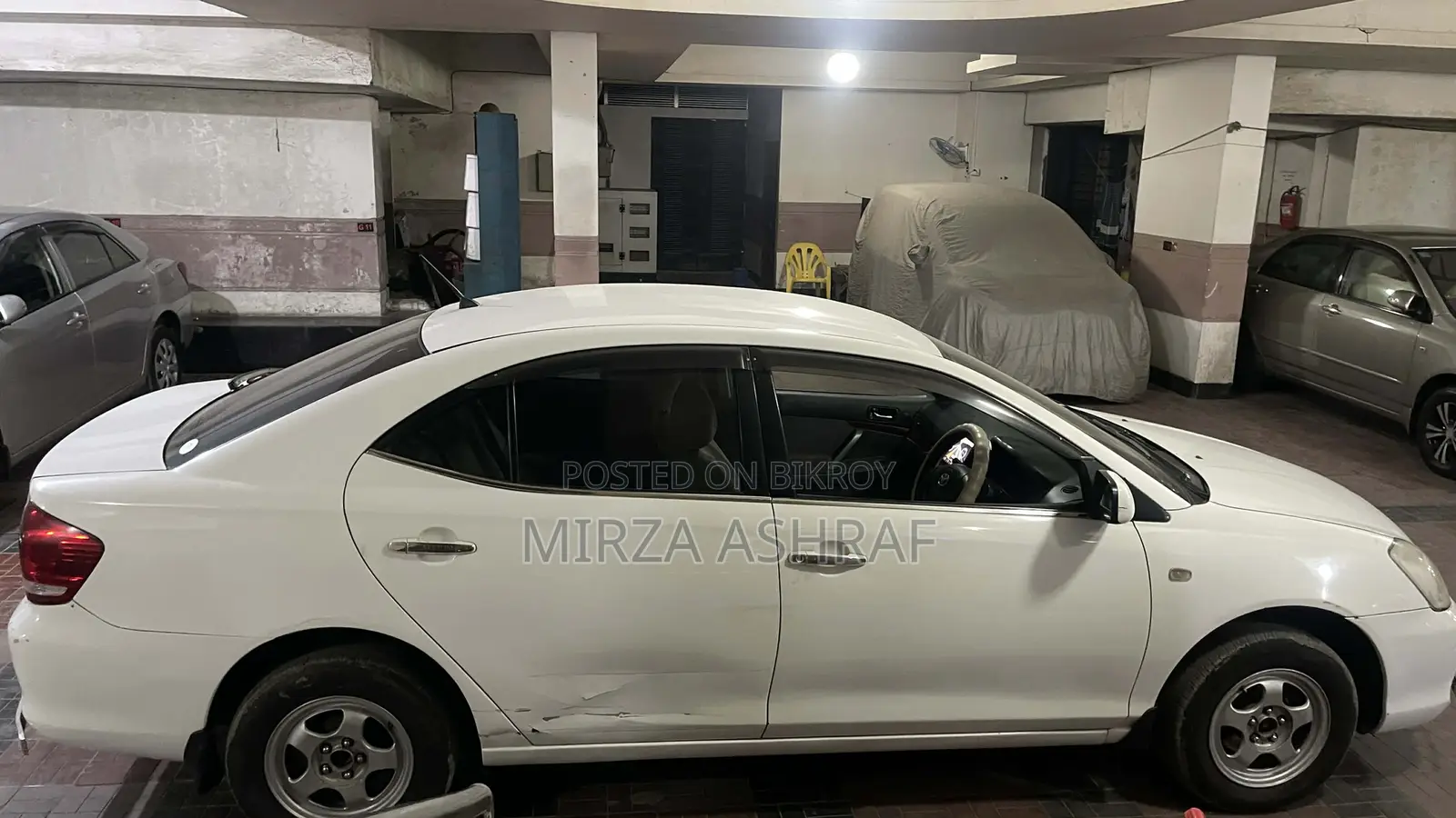 Toyota Allion . 2004