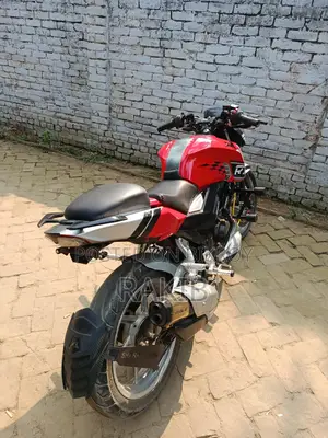TVS Apache RTR . 2021