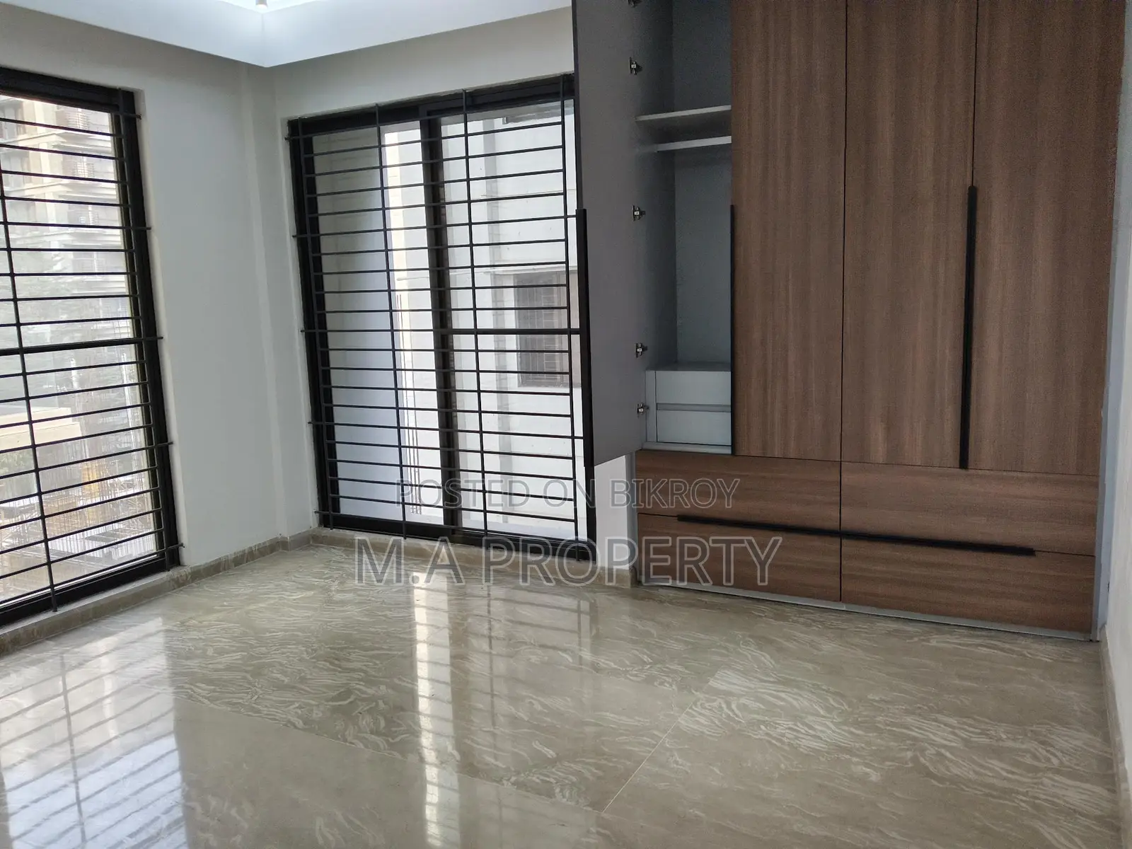 4000sqft Rent Apartment 4-Bedroom Gulshan-2