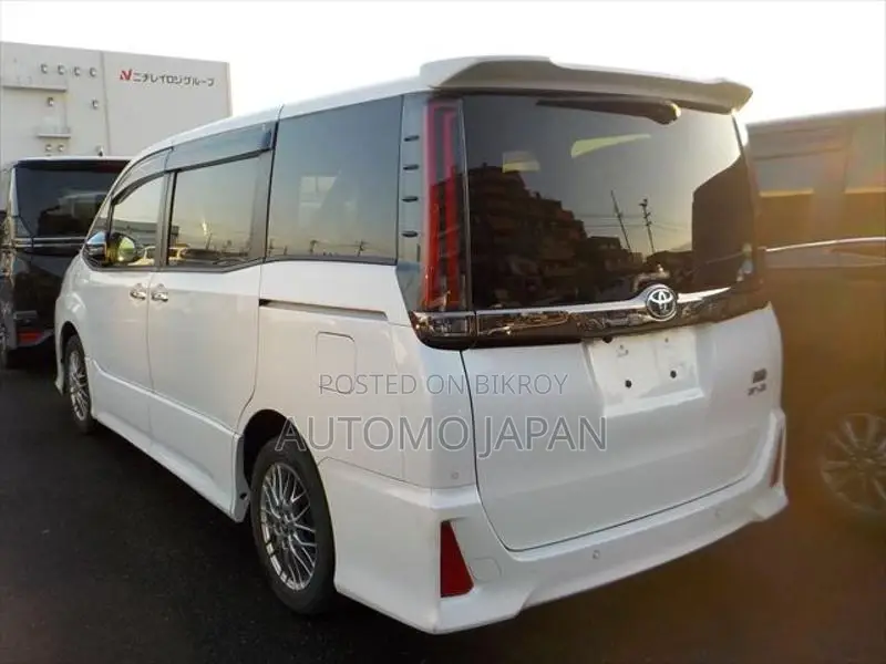 Toyota Noah Si WXB 3 2020