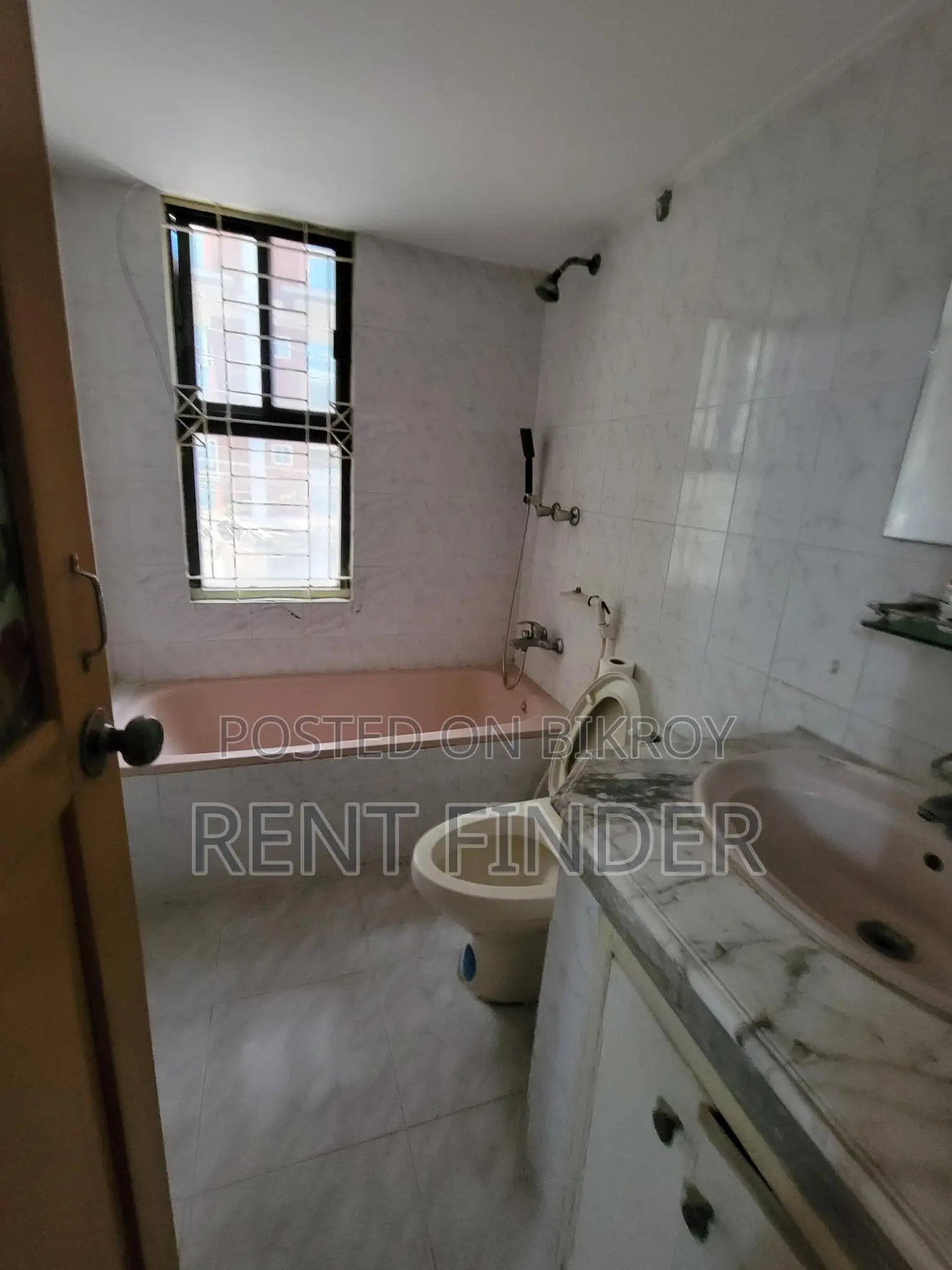 Full Furnished Apartment