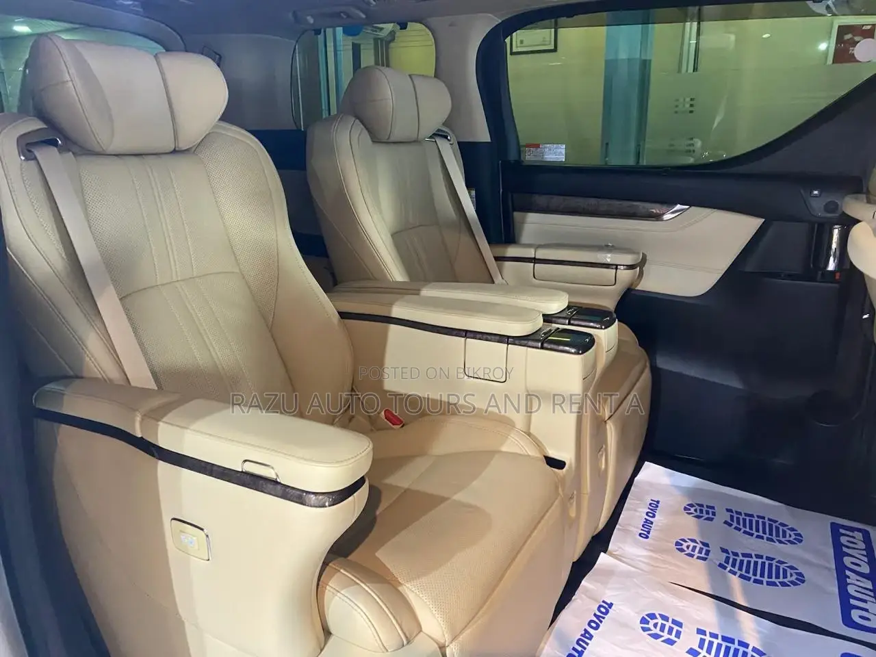 Alphard Business Class For Rent