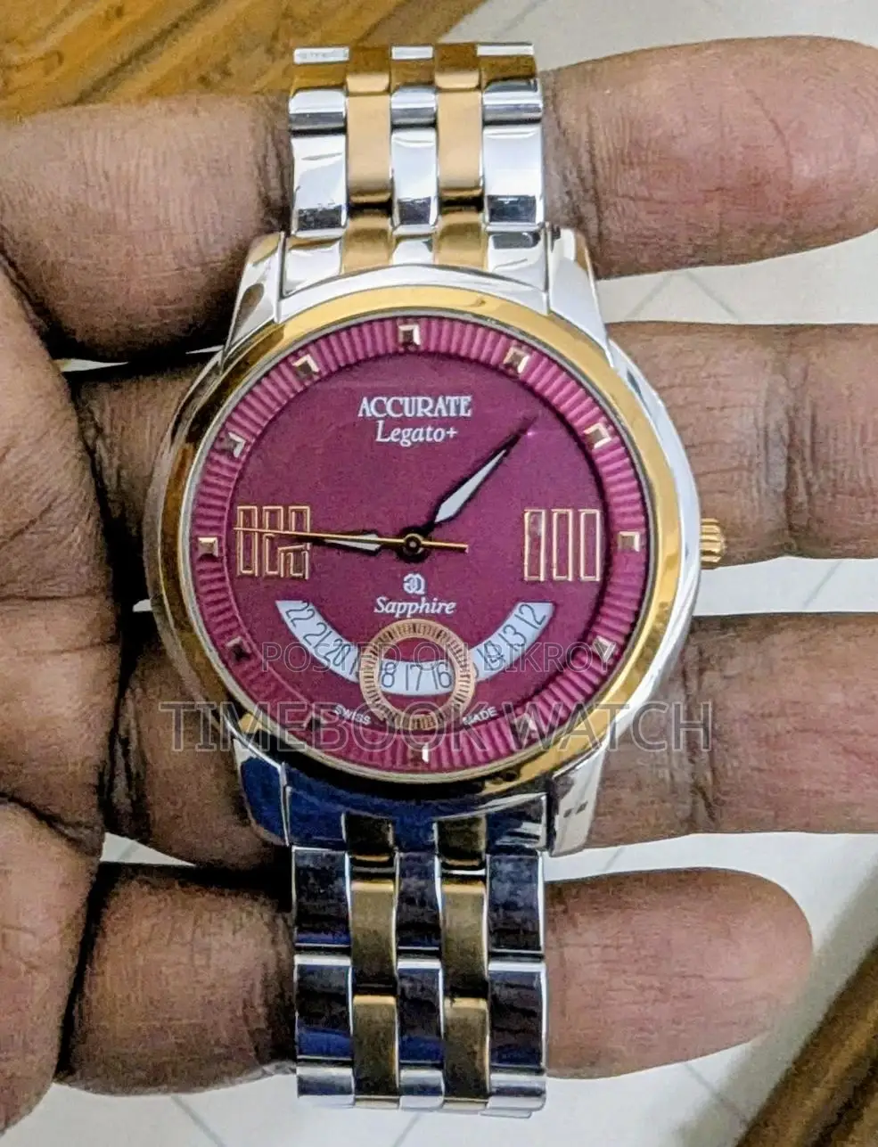 ACCURATE Swiss Watch with Beautiful Dial Color
