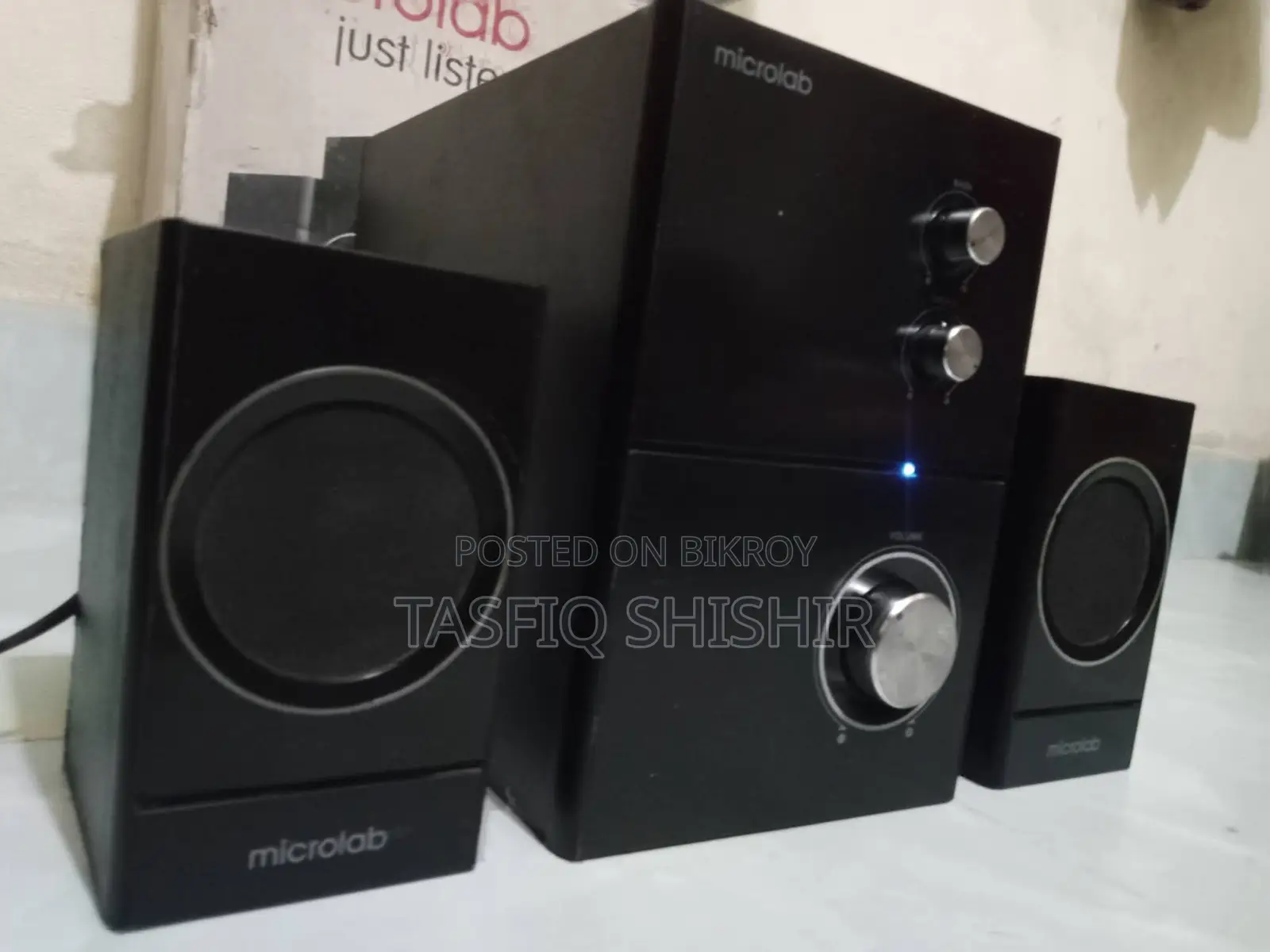 Microlab 223 Speaker