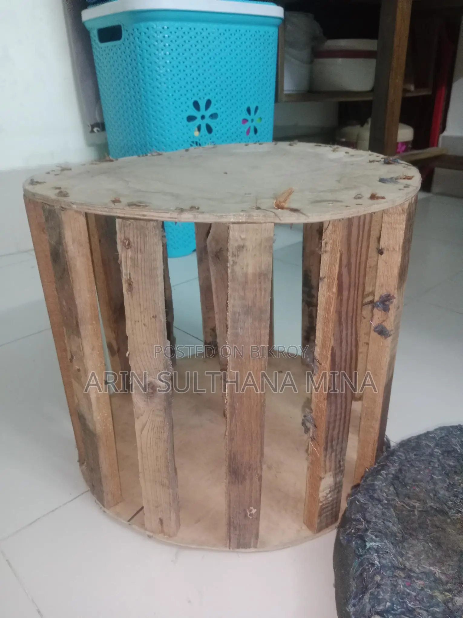 মোড়া বিক্রয় হবে