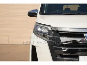 Toyota Noah Hybrid SI WxB 2021