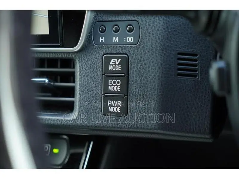 Toyota Noah Hybrid SI WxB 2021