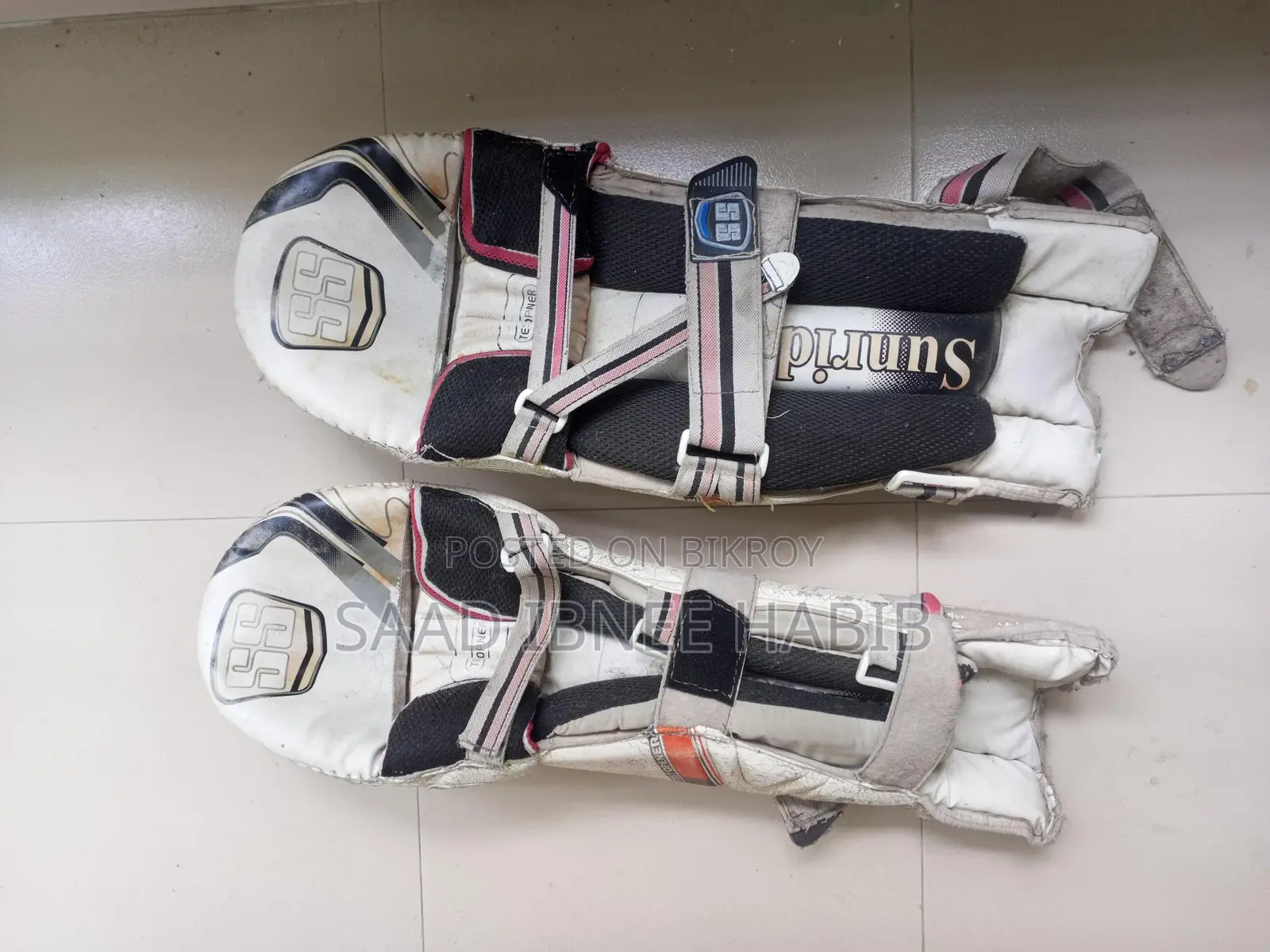 Cricket Equipment