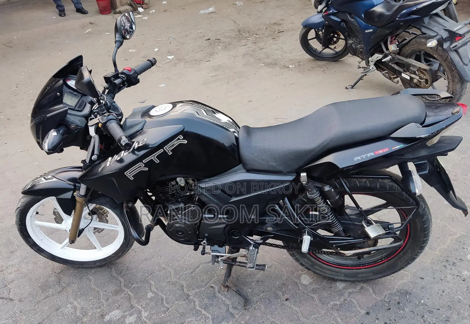 TVS Apache RTR 160 . 2017