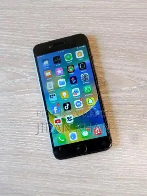 Apple iPhone 7 Plus . (Used)