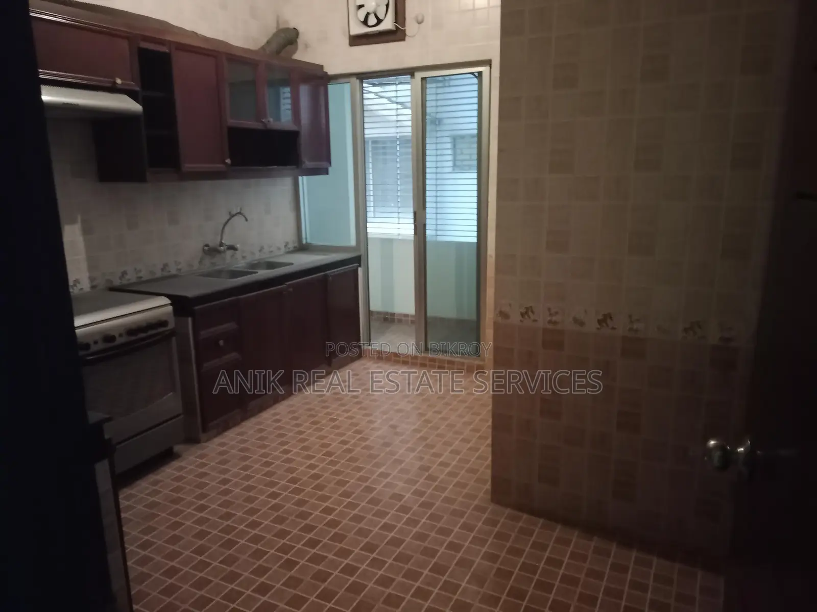 Good Quality 3 Bedroom Unfurnished Flat Rent At Gulshan 2