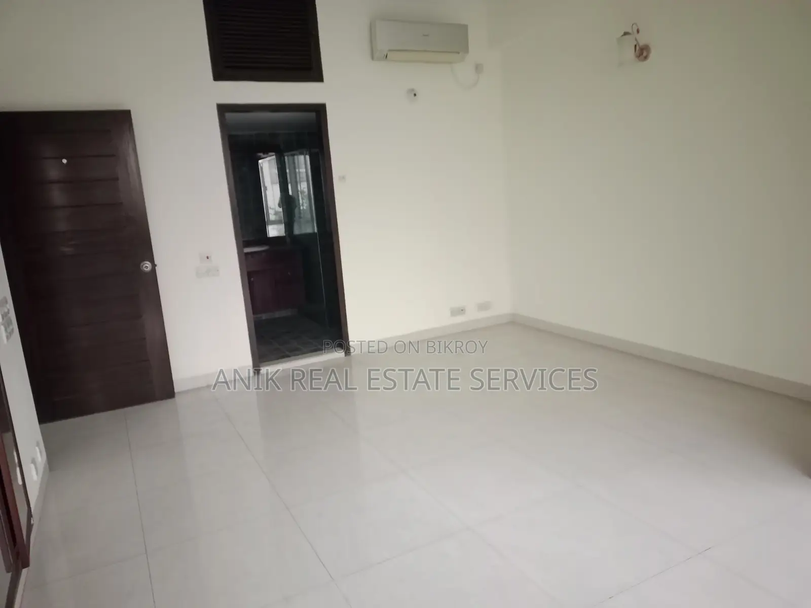 Good Quality 3 Bedroom Unfurnished Flat Rent At Gulshan 2