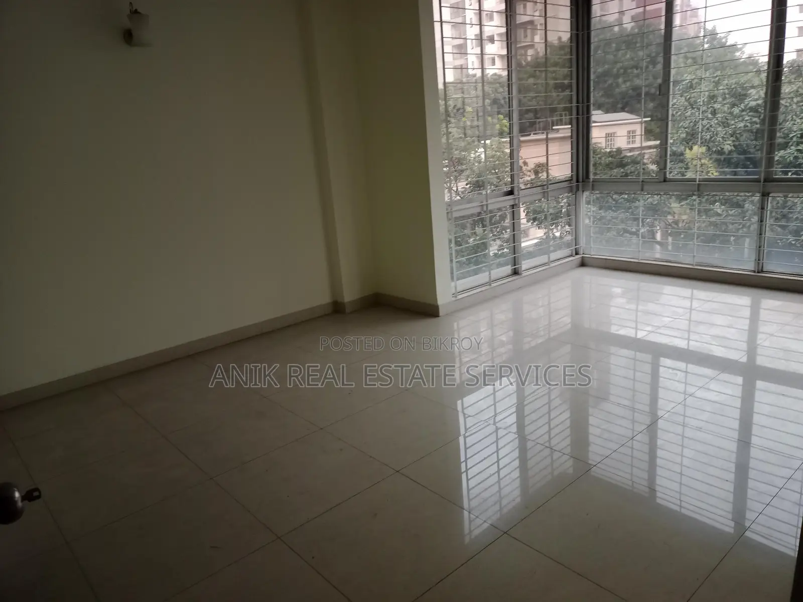 Good Quality 3 Bedroom Unfurnished Flat Rent At Gulshan 2