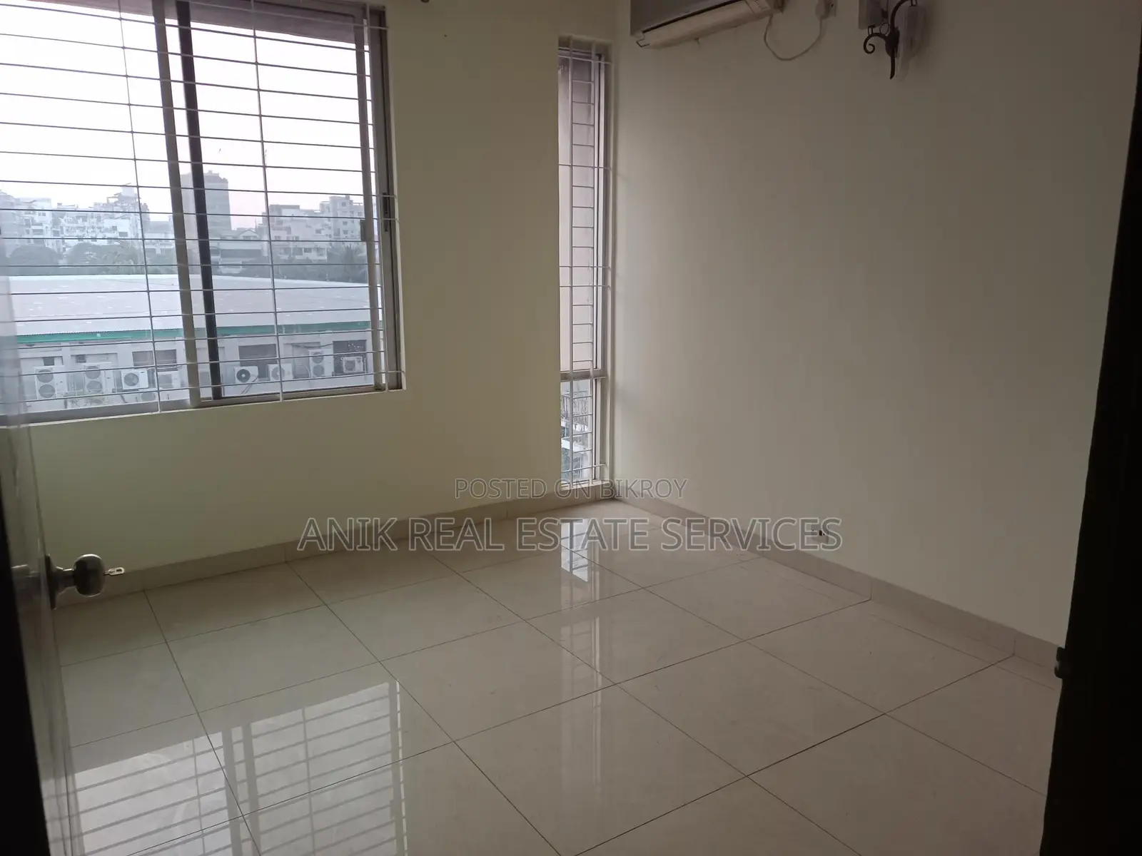Good Quality 3 Bedroom Unfurnished Flat Rent At Gulshan 2