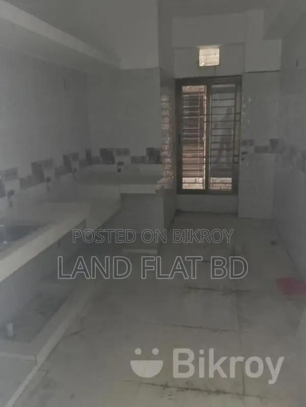 South-Facing 2150 Sq Ft Flat for Sale on 3rd and 5th Floor
