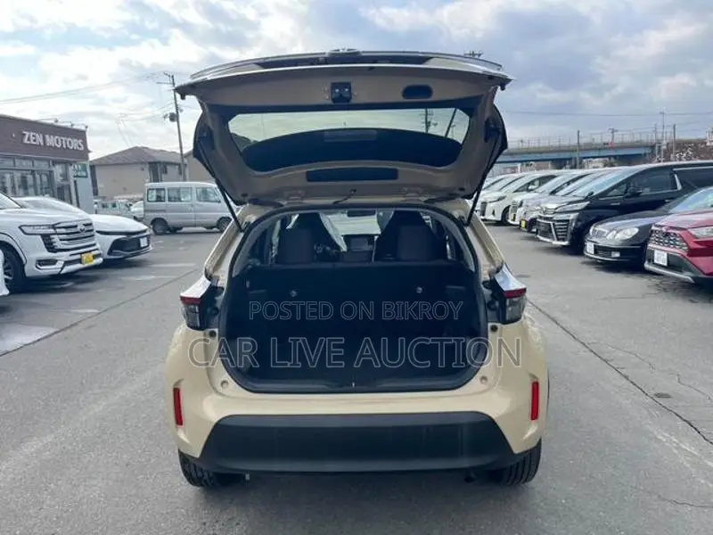 Toyota Yaris Cross Hybrid X package 2021