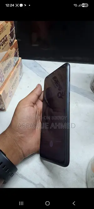 Xiaomi Mi 9 . (Used)
