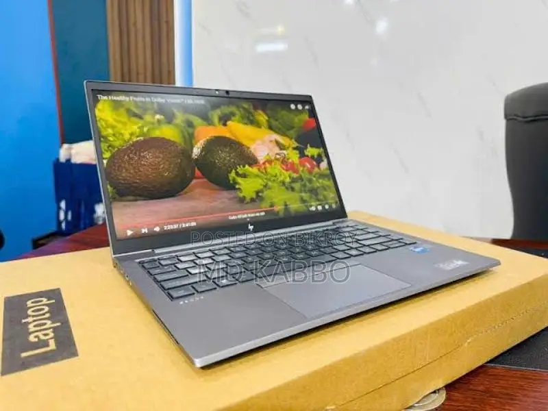 HP ZBook Firefly 14 G8 i5-11th Gen 16 GB RAM 256 SSD