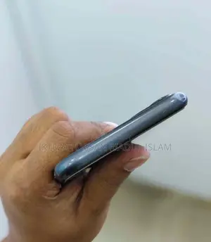 Apple iPhone 11 (Used)