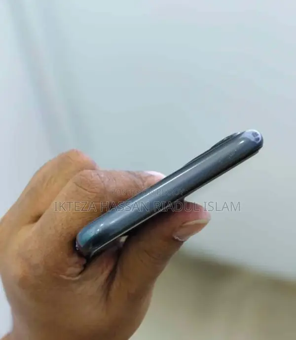 Apple iPhone 11 (Used)