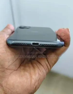 Apple iPhone 11 (Used)