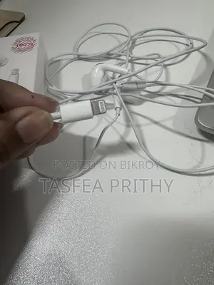Apple Wired Headphone