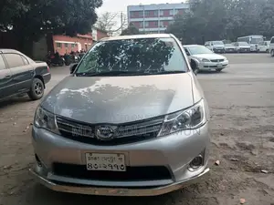 Toyota Fielder 2014
