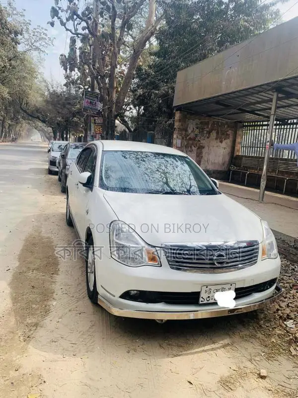 Nissan Bluebird sylphy 2012