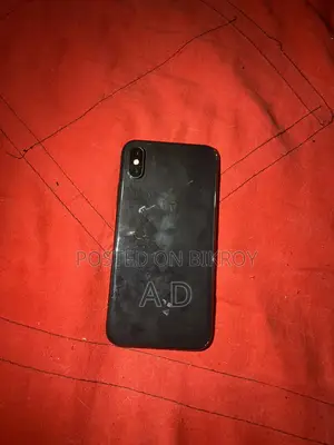Apple iPhone X (Used)