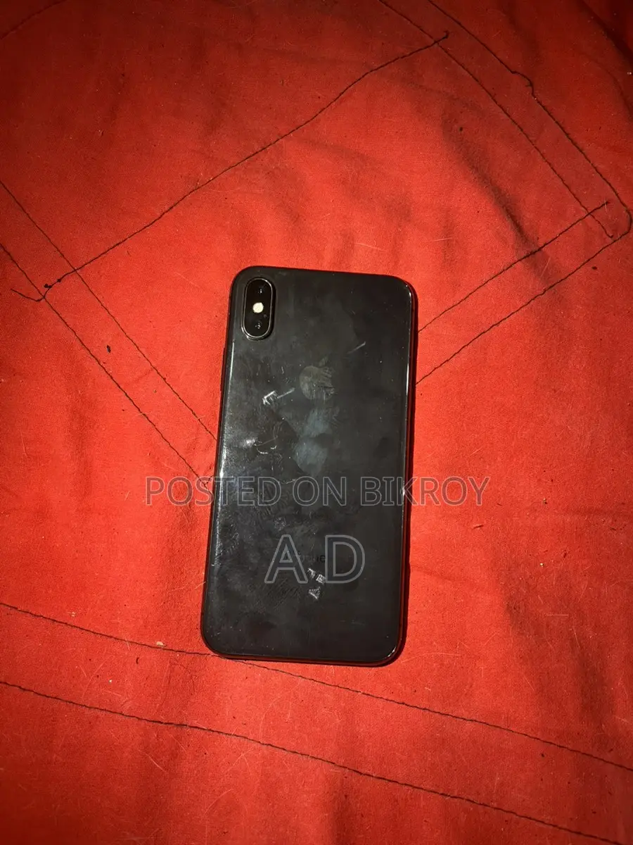 Apple iPhone X (Used)