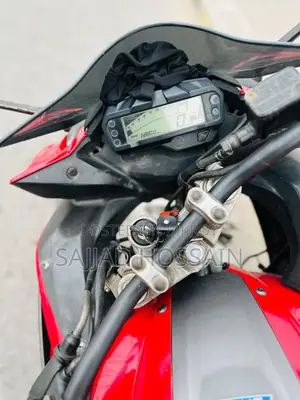 Yamaha Fazer . 2016