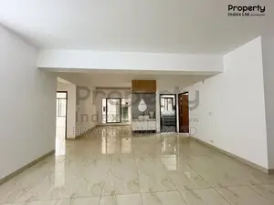 বসুন্ধরা আর/এ – জি ব্লকে ১৮০০ বর্গফুটের অ্যাপার্টমেন্ট বিক্রয়