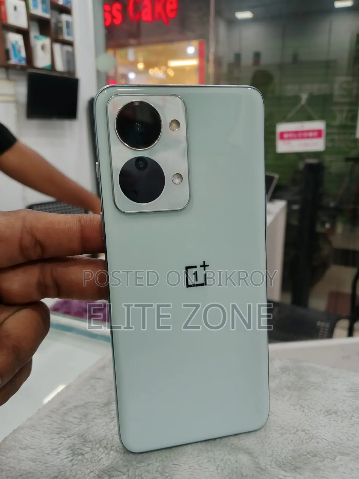 OnePlus Nord 2T 5G,8/128,,,,,, (Used)
