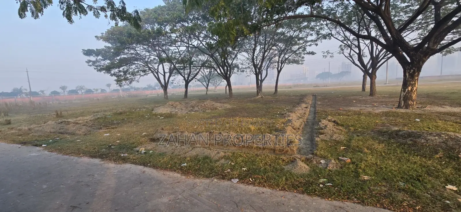 Bashundhara I Block 05 Katha South Face Plot For Sale