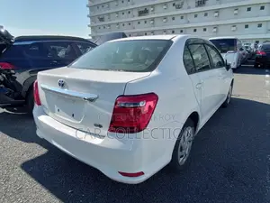 Toyota Axio Ex Hybrid White 2023