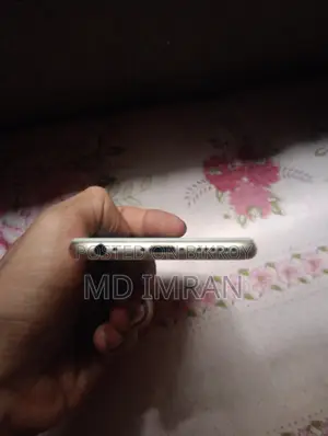 Apple iPhone 6 . (Used)
