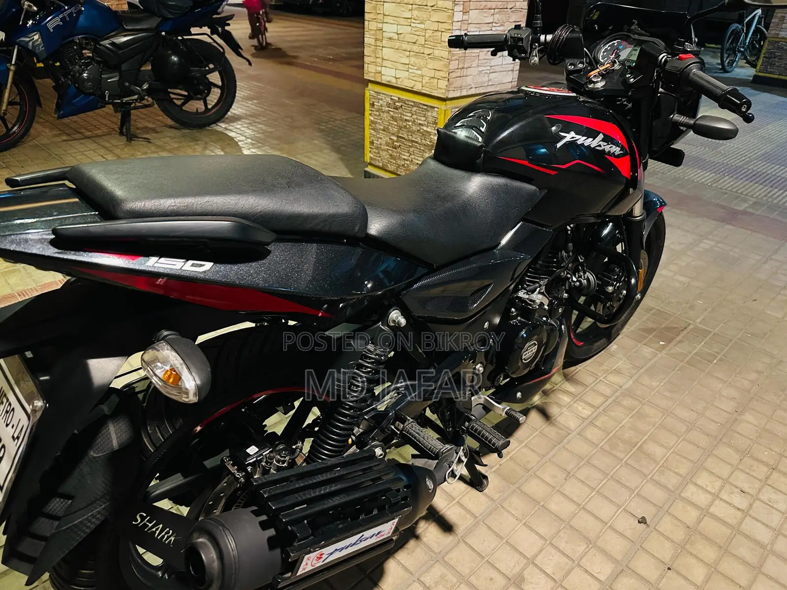 Bajaj Pulsar 150 . 2025