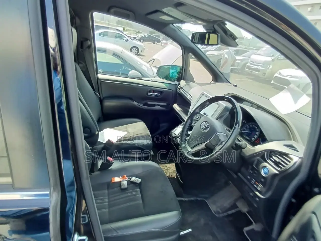 Toyota Esquire Hybrid Gi Premium 2020