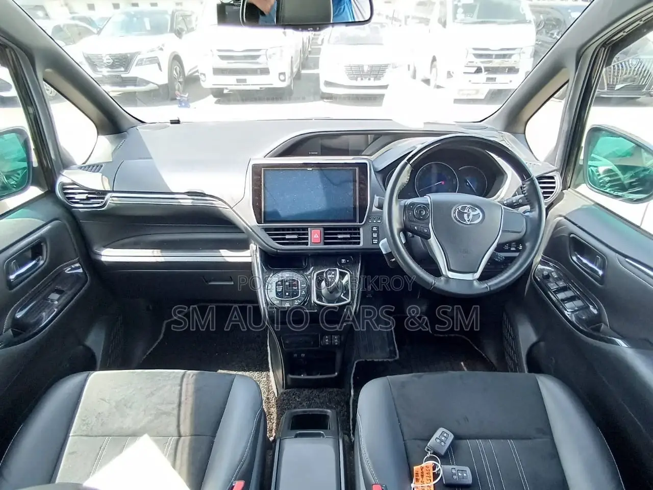 Toyota Esquire Hybrid Gi Premium 2020