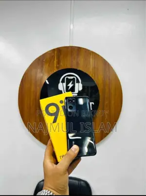 Realme (Used)
