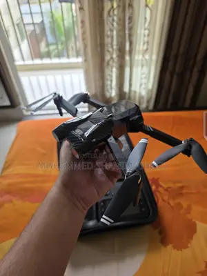 V2 MAX 14+ 8K Ultra HD Drone