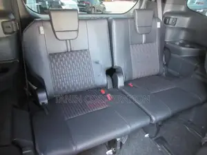 Toyota Noah Hybrid S-Z Full Opt 2022