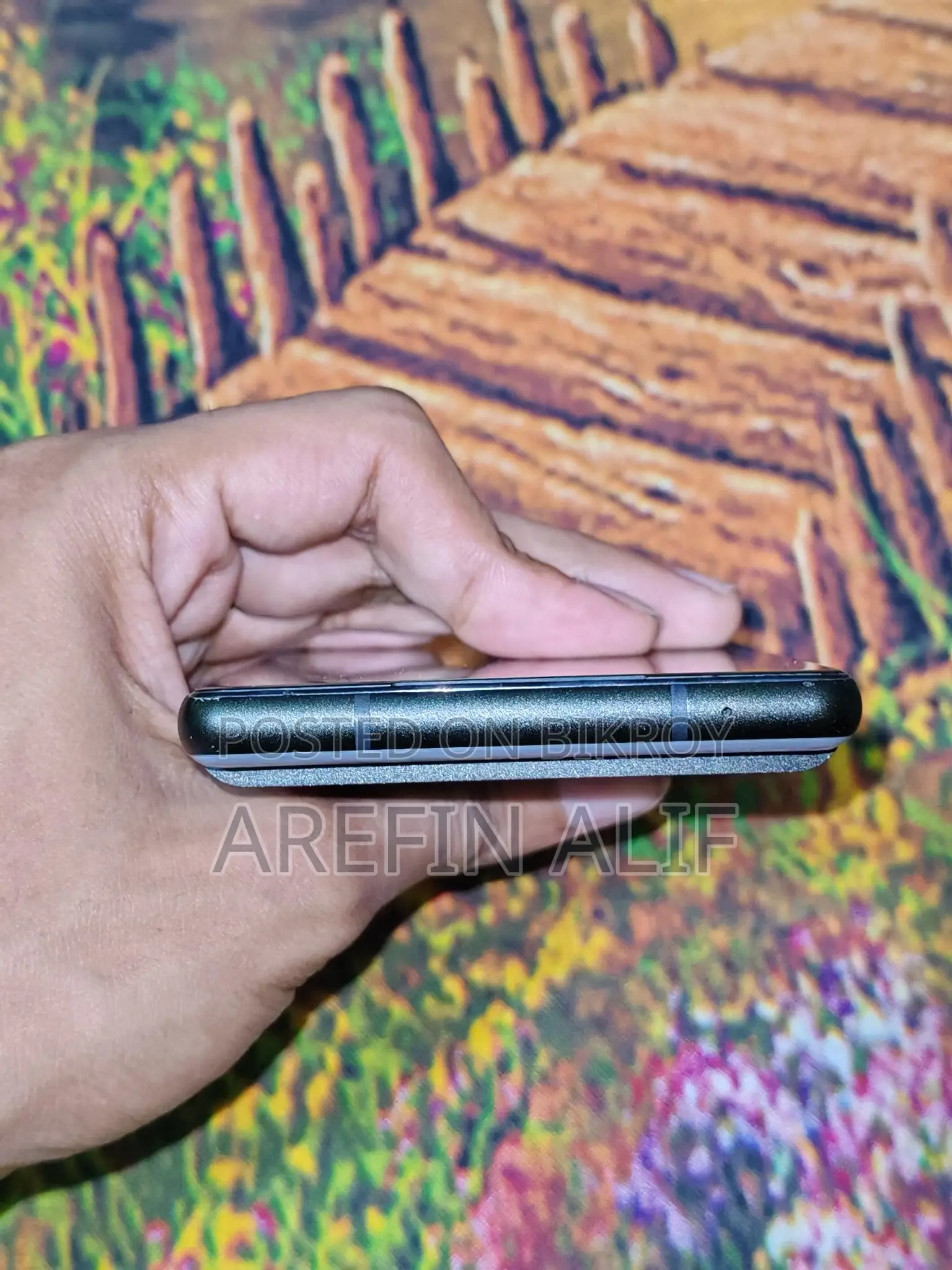 Google Pixel 6 . (Used)