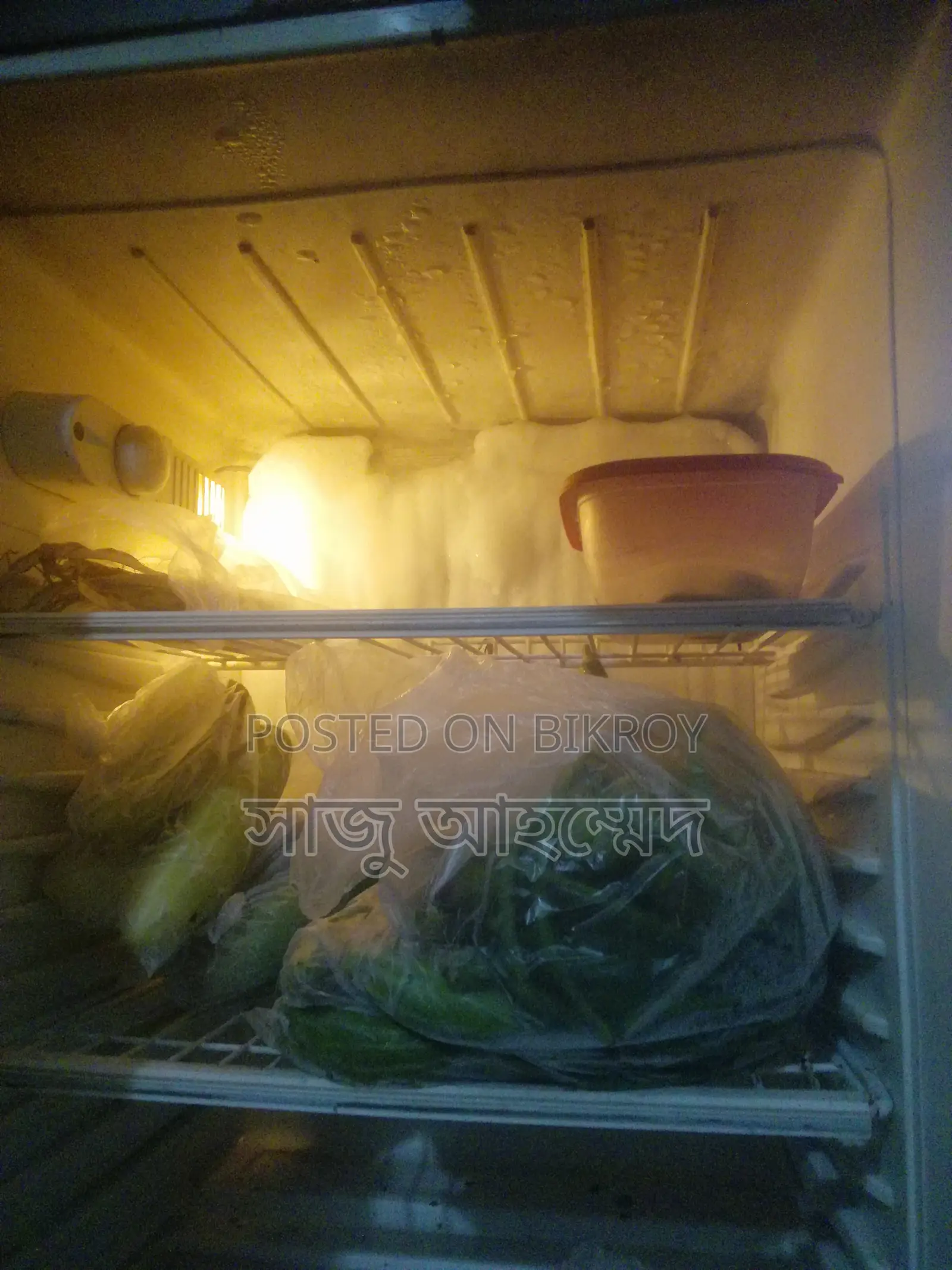 No issues. Very good fridge