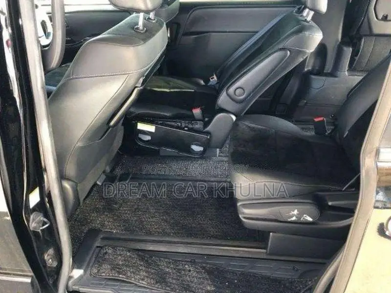 Toyota Voxy Zs Kiramike Body Kit 2021
