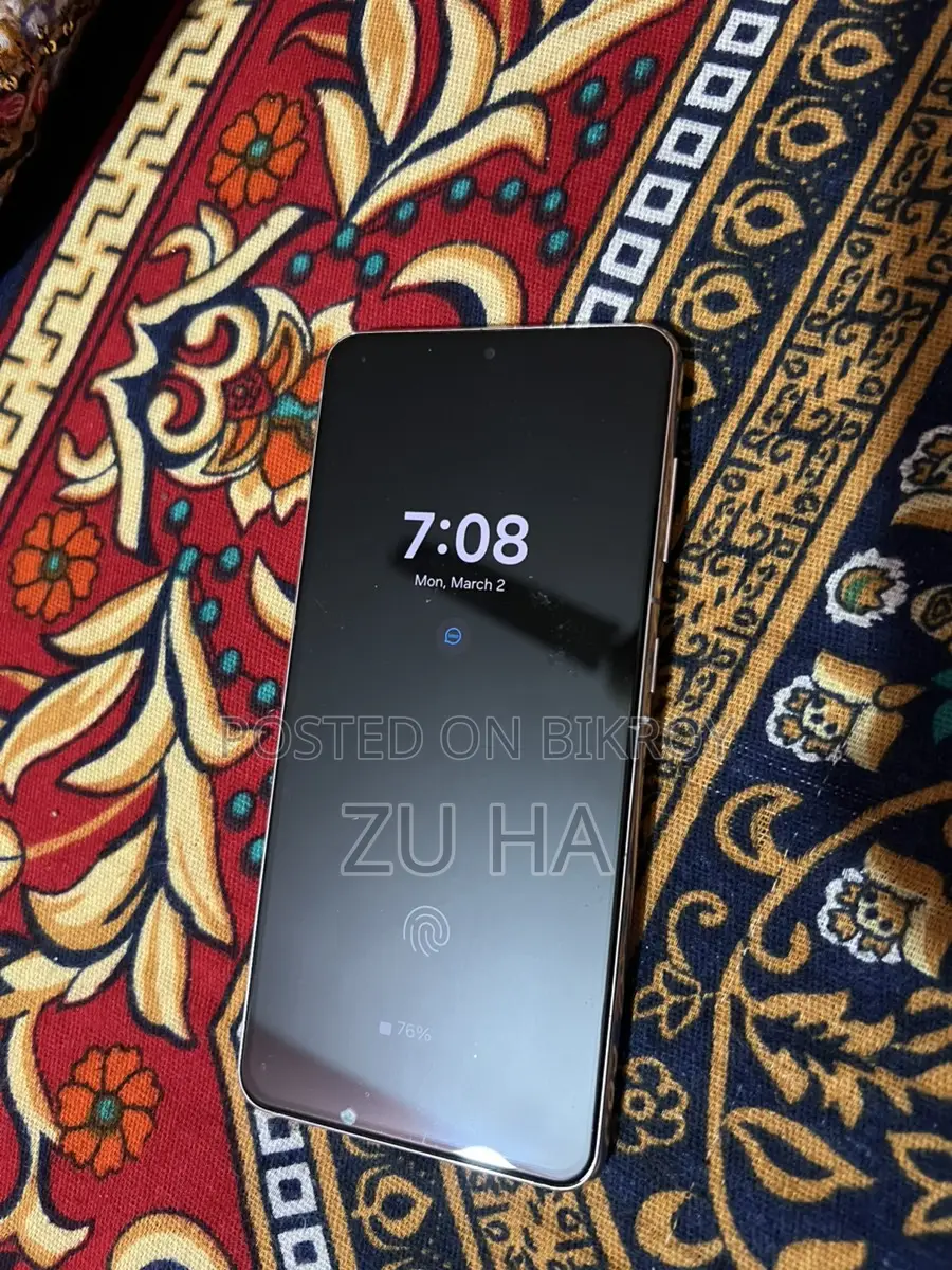 Samsung Galaxy S21 8/128 GB (Used)