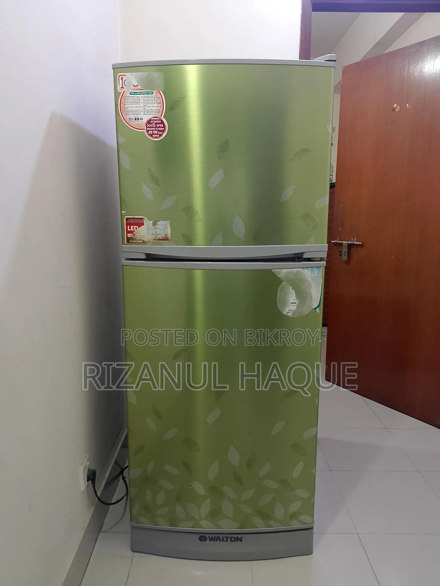 Fridge in fresh condition, almost like new. Selling because I am moving out.