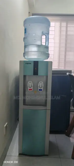 হট অ্যান্ড কোল্ড ওয়াটার ডিসপেনসার