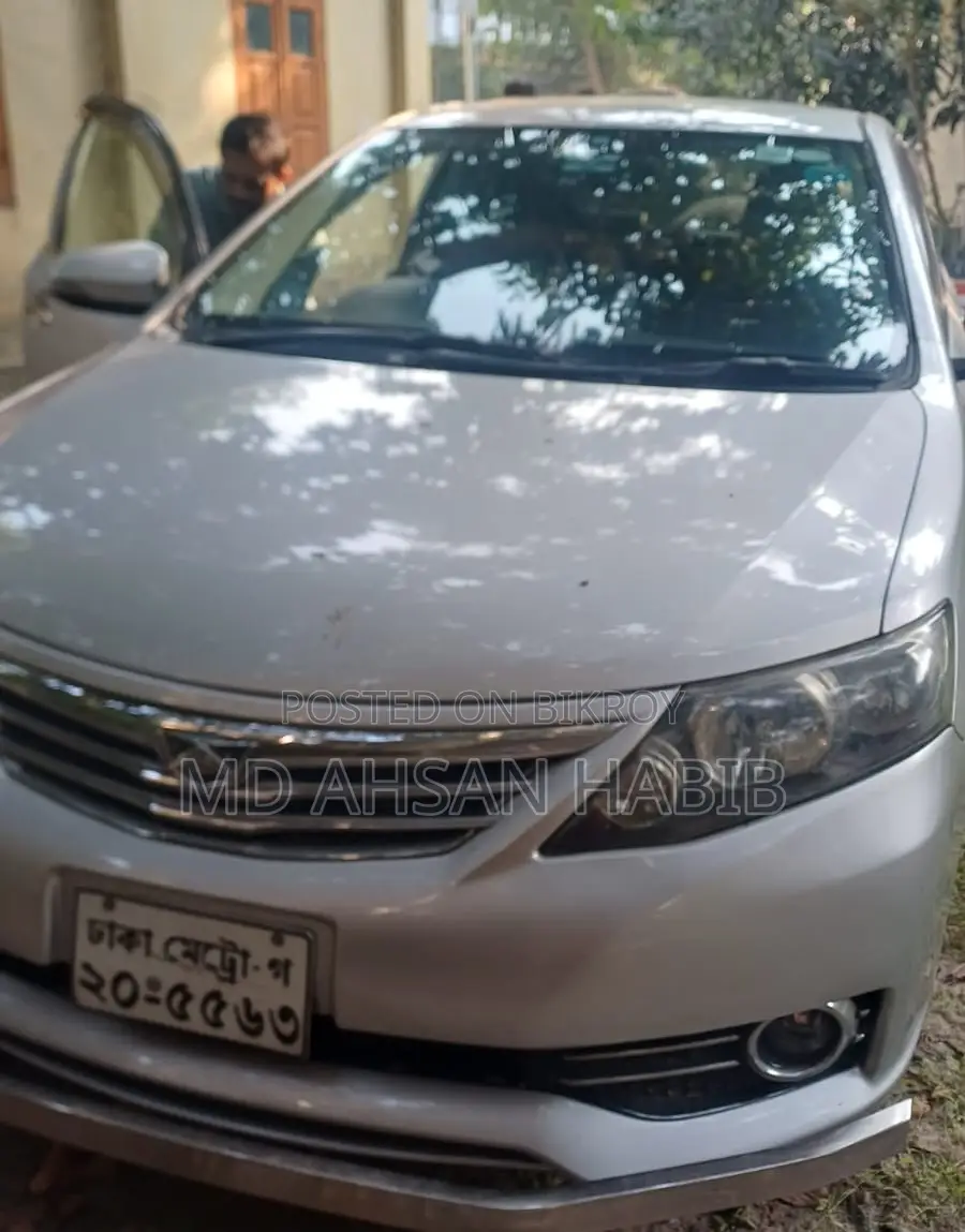 Toyota Allion . 2012